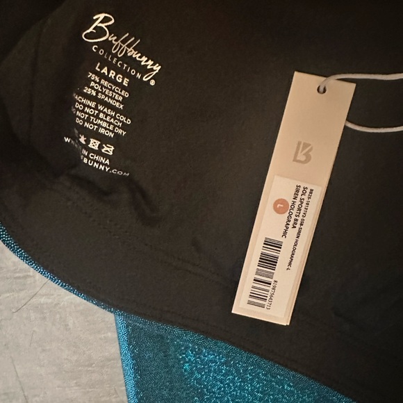BuffBunny Siren Holographic Rebel Leggings and Sol Bra Set - Picture 7 of 9